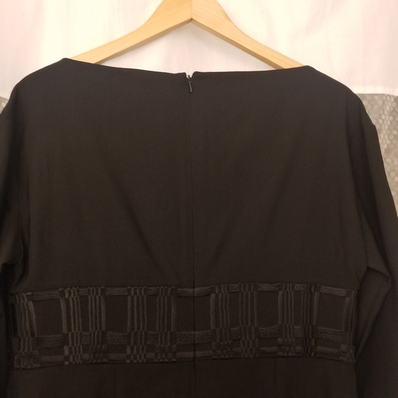 Magaschoni Collection Black Dress with Embroidered Detail, Size 10, NWT - Picture 3 of 9